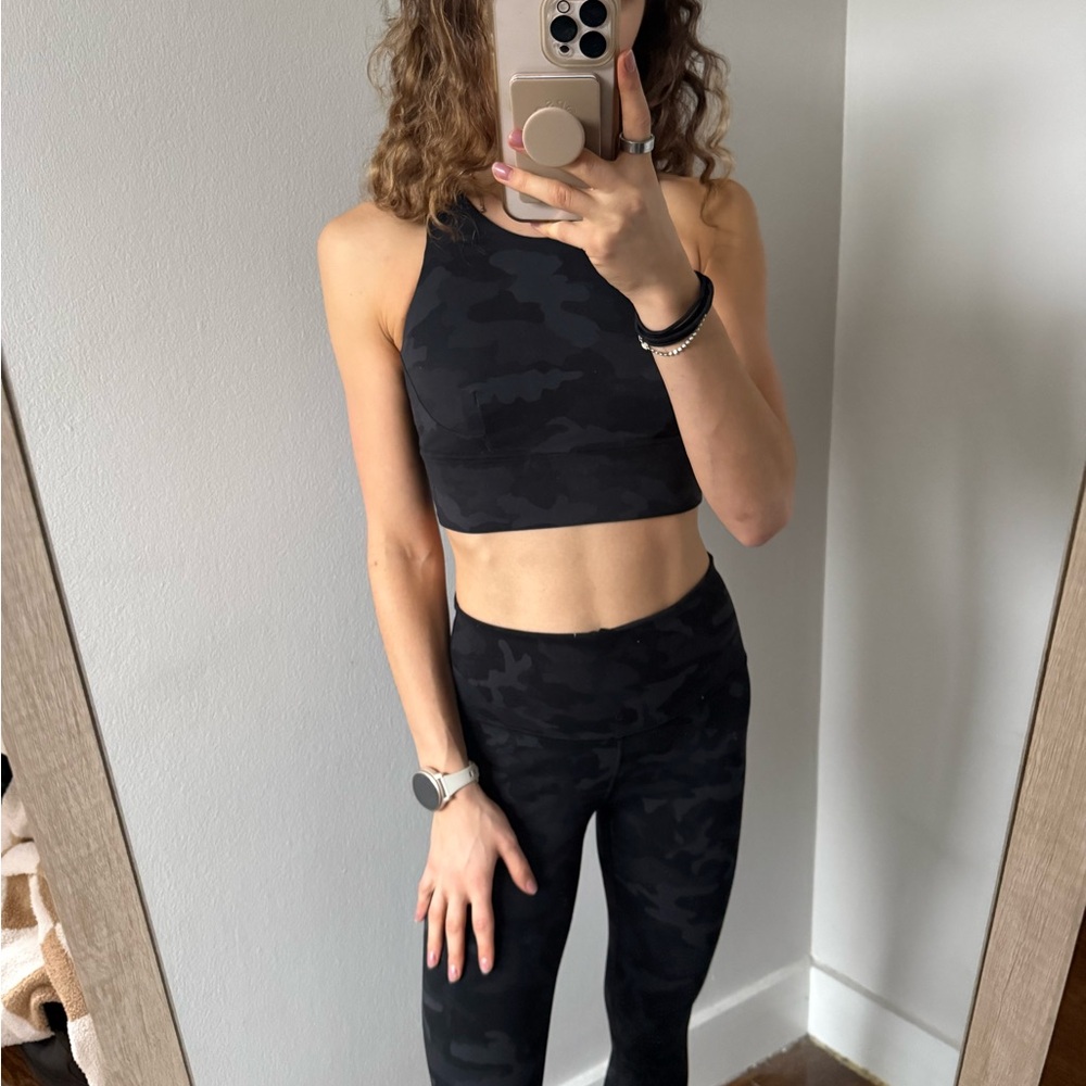 Lulu Lemon Black Camo Print Sports Bra and Leggings Set